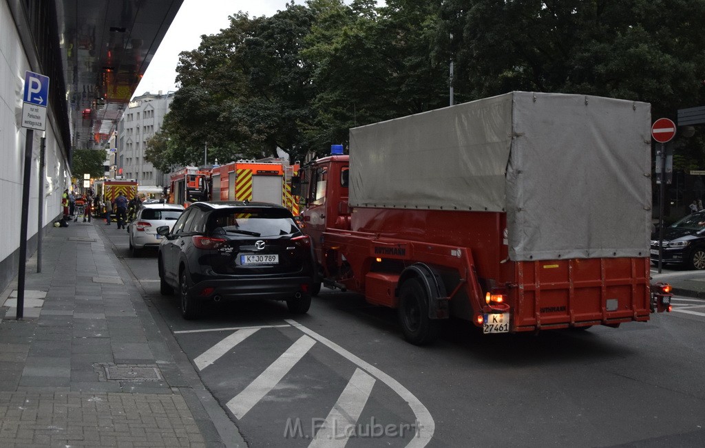 Feuer 2 WDR Koeln Altstadt Nord An der Rechtschule P111.JPG - Miklos Laubert